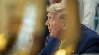 Prezydent USA Donald Trump w Gabinecie Owalnym Białego Domu 