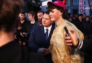 Poczuli się "olani". I dlatego później "olali" ich przy urnach