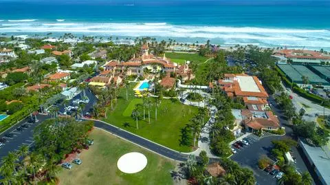 Do incydentu doszło przed posiadłością Trumpa Mar-a-Lago w Palm Beach na Florydzie